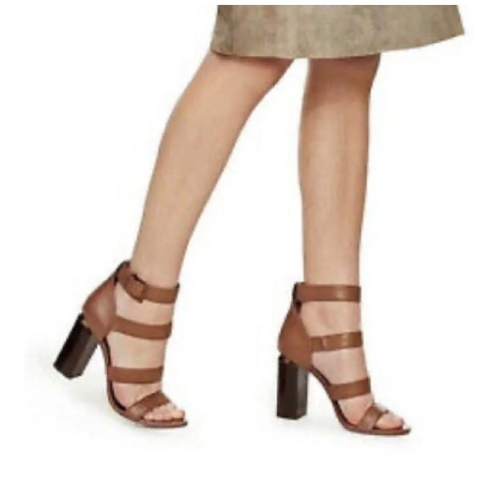 Tory Burch Heeled Sandals Jones Bistro Tan Brown Size 6.5 Strappy Quiet Luxury